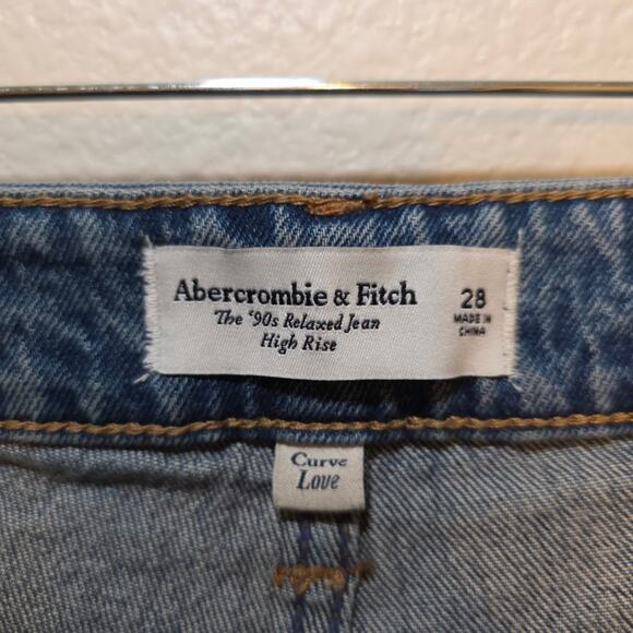 A&F '90s Relaxed Curve Love Rhinestone Stud Jeans 28 High Rise Y2K - Picture 7 of 8